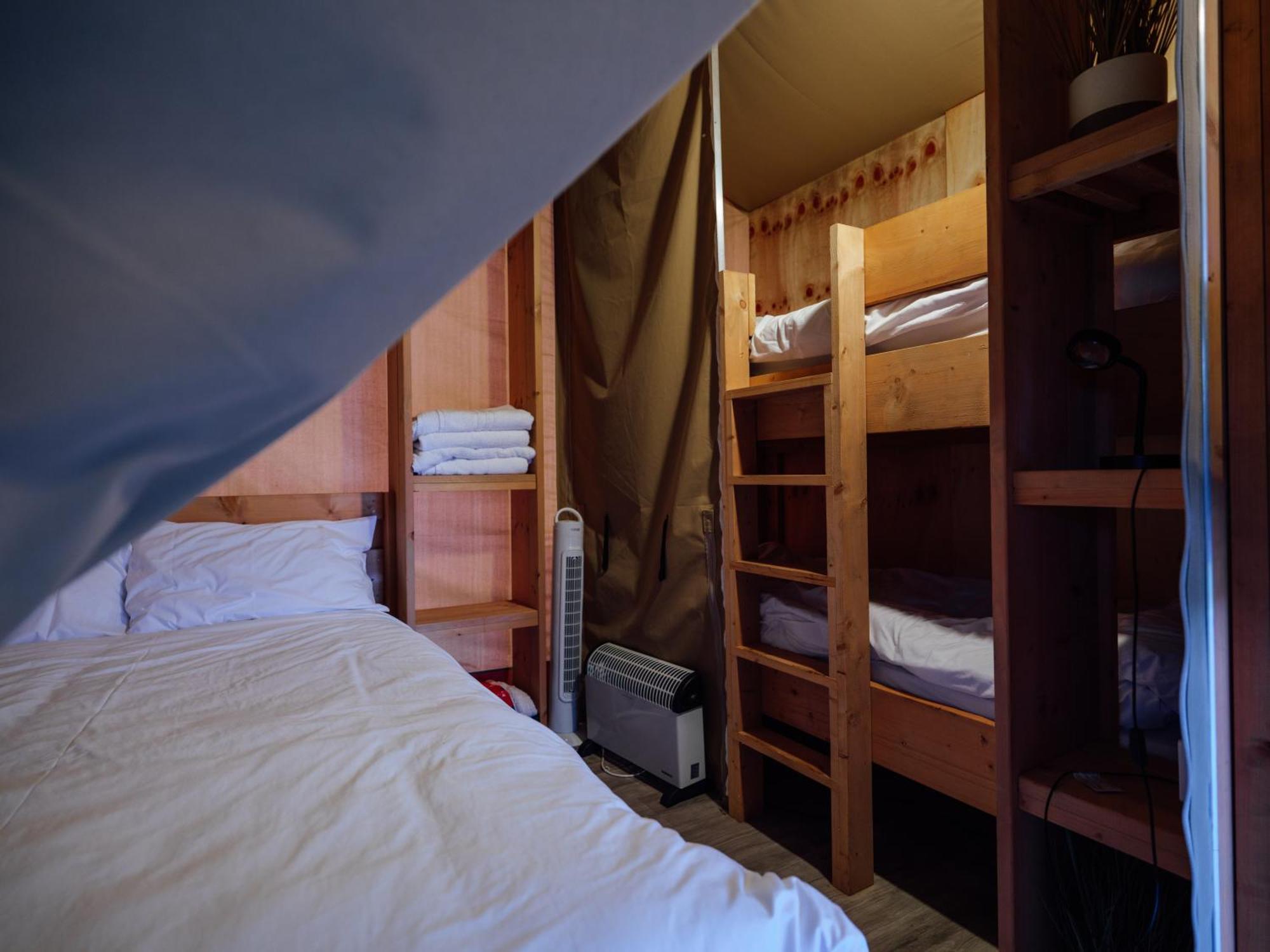 Luxury tent Sunset Retreats Safari Tent *